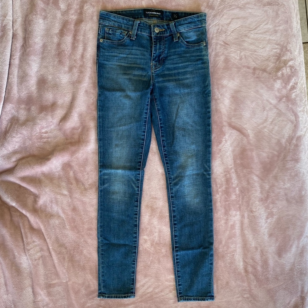 Lucky Brand Ava medium wash skinny jeans